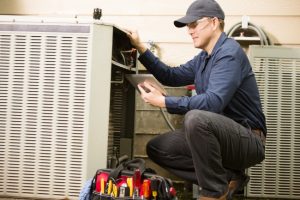 How to Stay Cool While You Wait for Air Conditioning Repair